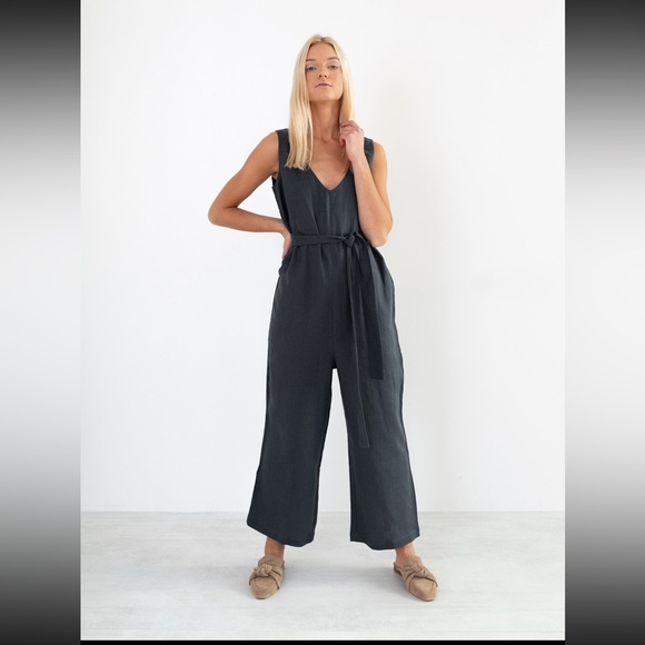 BNWOT 100% Linen Jumpsuit Romper XS / S - Picture 5 of 10